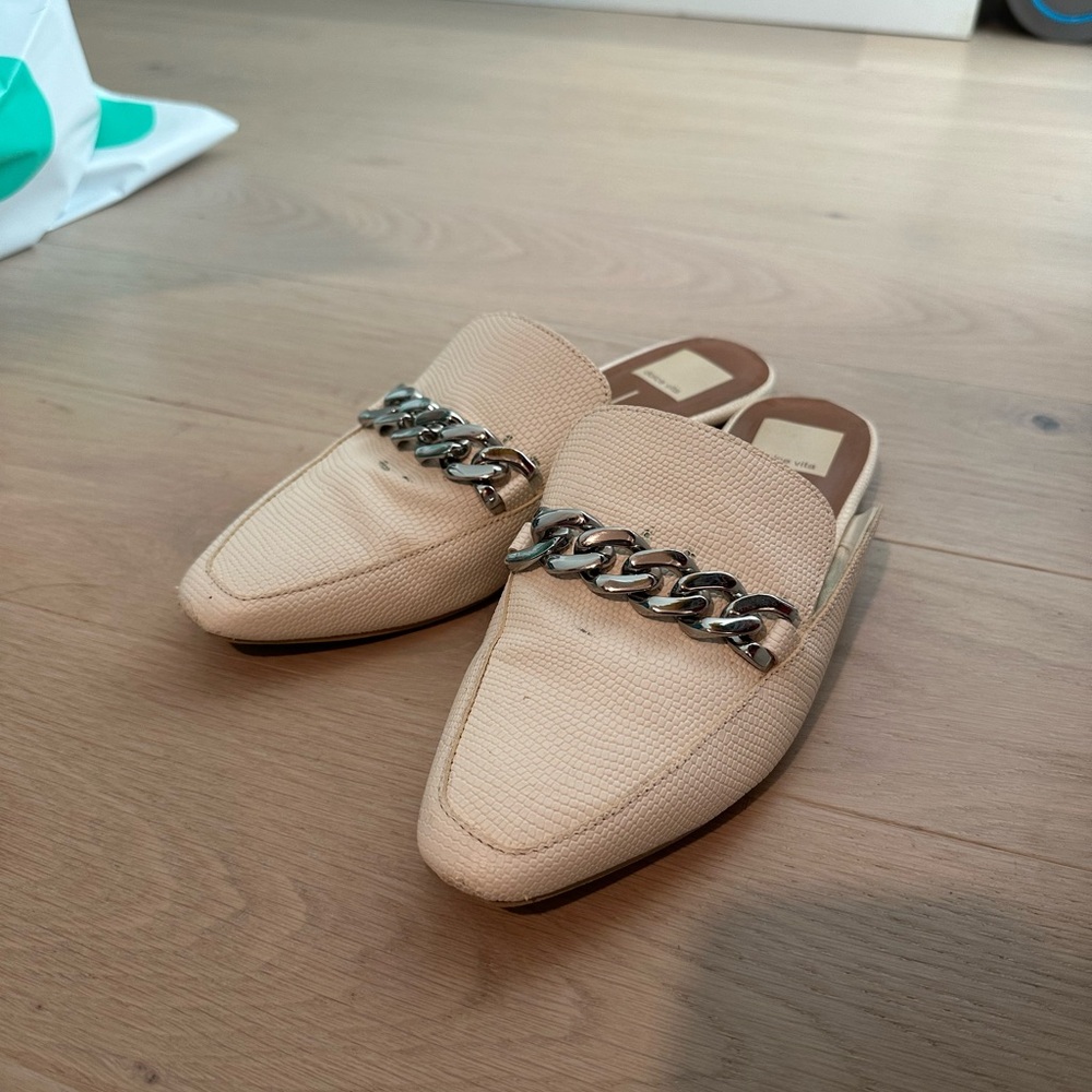 Dolce Vita Cream Chain Mules